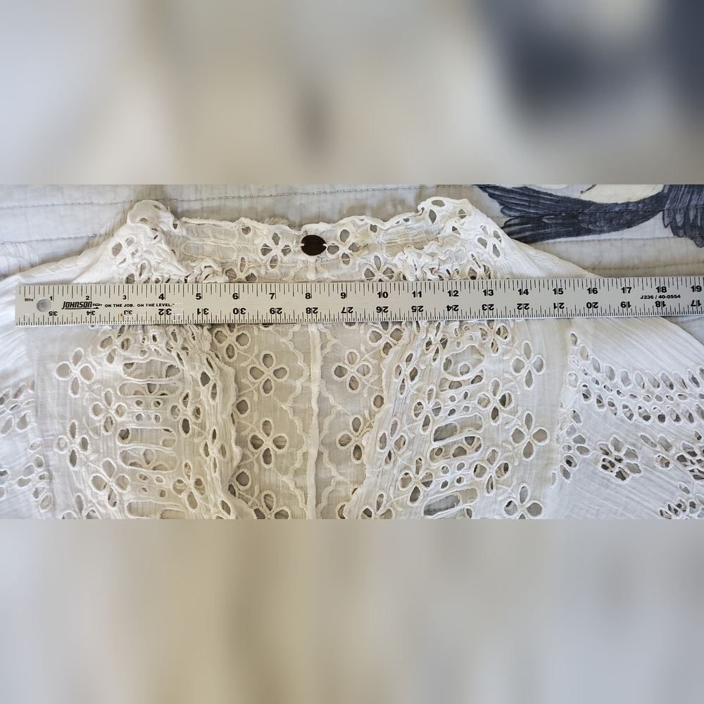 Free People One Clare Eyelet Dolman Longsleeve Blouse Top White 100% Cotton - Picture 7 of 13